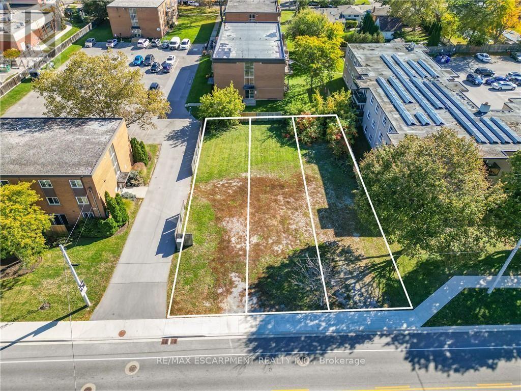 C - 574 Ontario Street, St. Catharines, Ontario  L2N 4N7 - Photo 2 - X14104162
