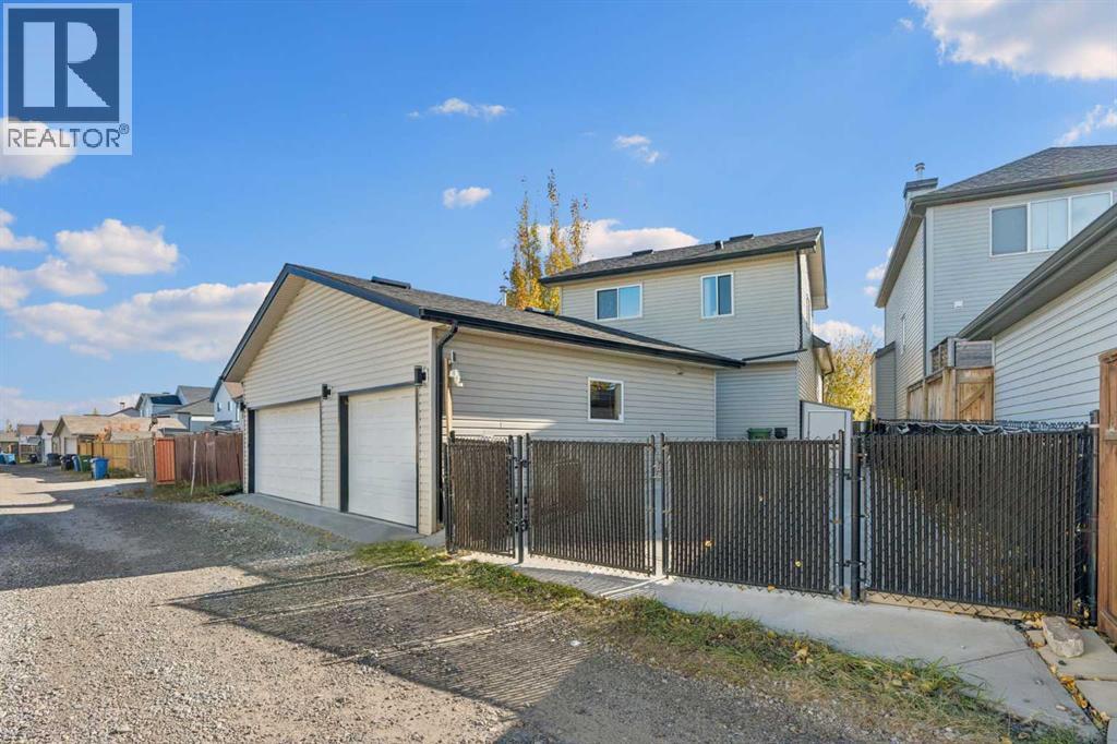 574 Evermeadow Road SW, Calgary, Alberta  T2Y 4W9 - Photo 31 - A2353167