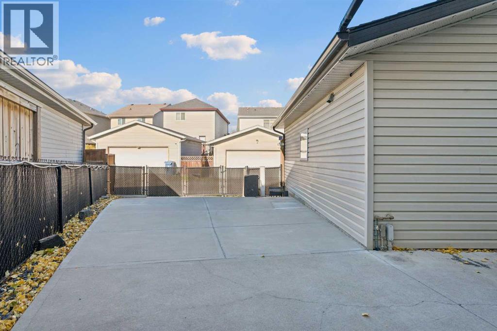 574 Evermeadow Road SW, Calgary, Alberta  T2Y 4W9 - Photo 28 - A2353167
