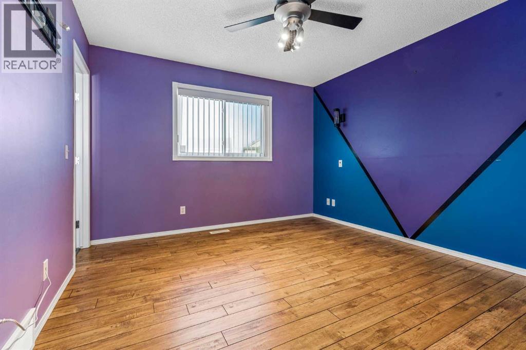 574 Evermeadow Road SW, Calgary, Alberta  T2Y 4W9 - Photo 17 - A2353167