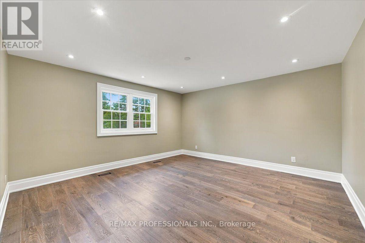 53 Edenvale Crescent, Toronto, Ontario M9A 4A5 - Photo 27 - W13845826