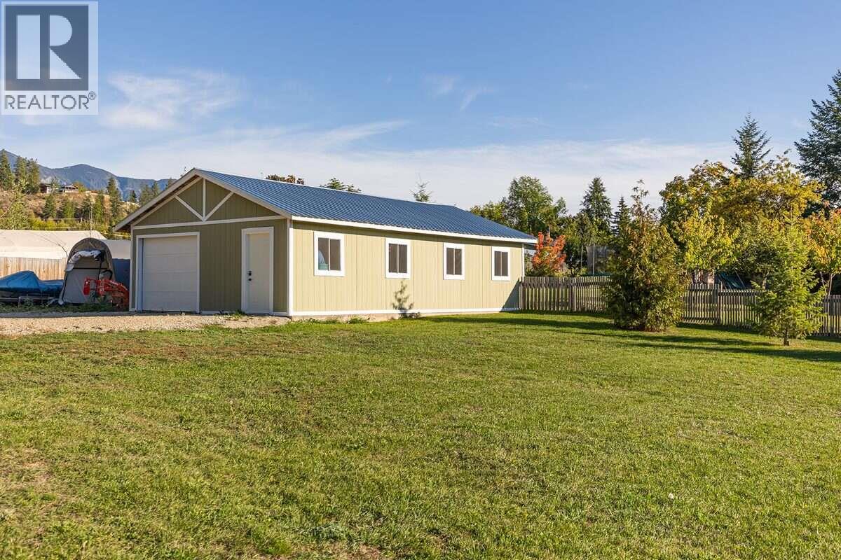 830 Devon Street, Creston, British Columbia  V0B 1G6 - Photo 22 - 10404273
