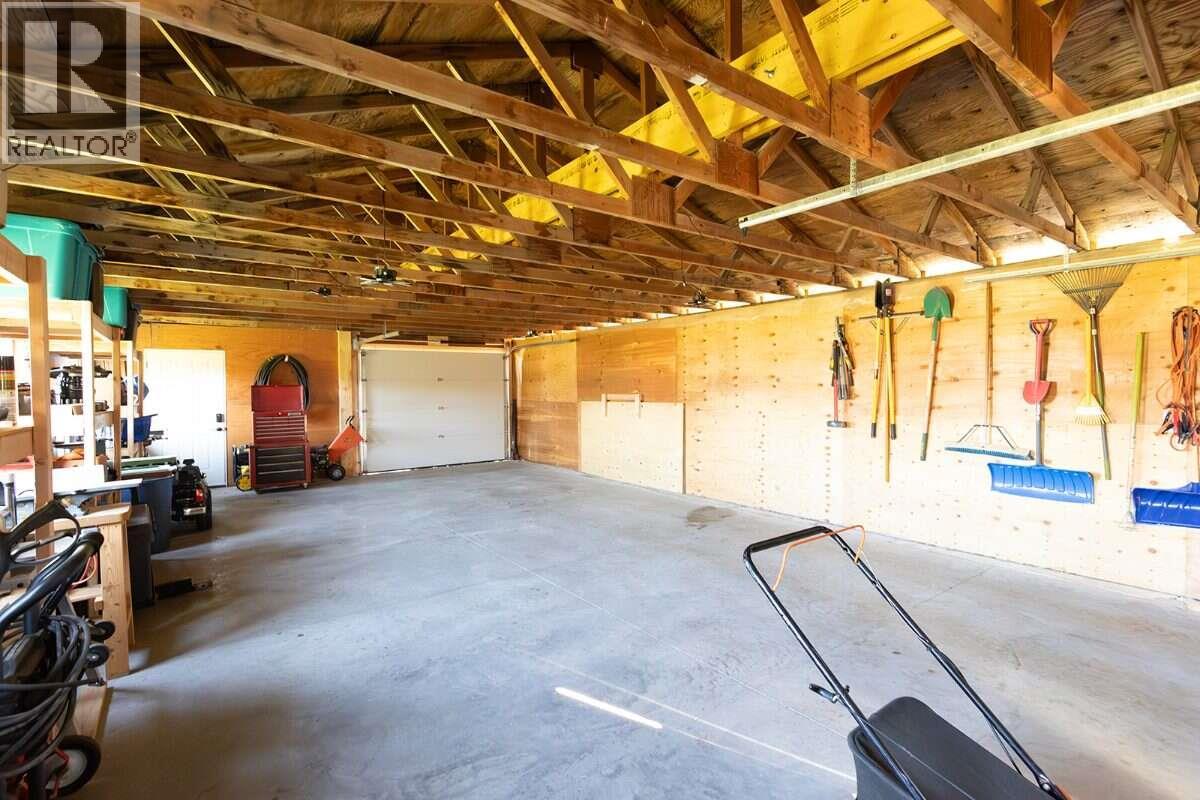 830 Devon Street, Creston, British Columbia  V0B 1G6 - Photo 33 - 10404273
