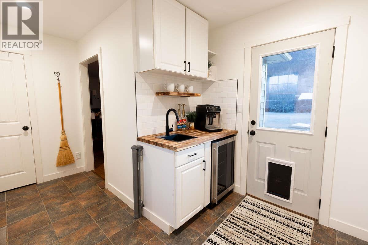 830 Devon Street, Creston, British Columbia  V0B 1G6 - Photo 54 - 10404273