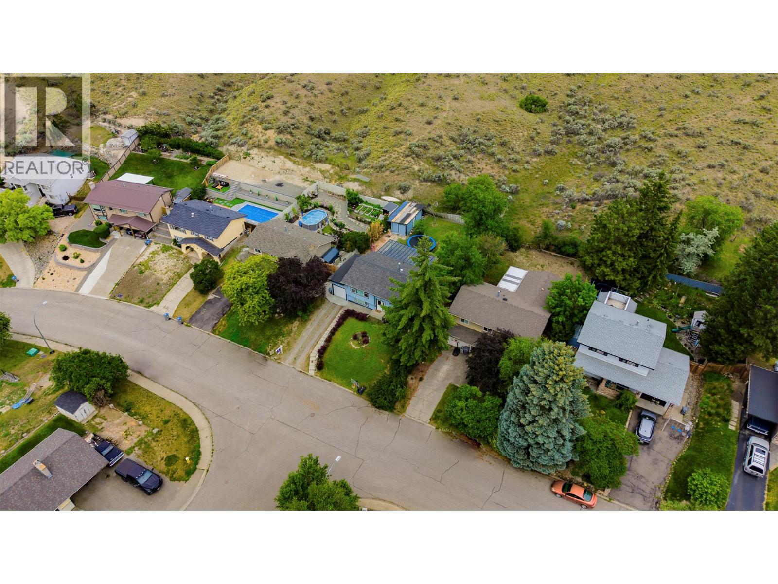 1334 Hook Drive, Kamloops, British Columbia  V2B 7S9 - Photo 3 - 10404068