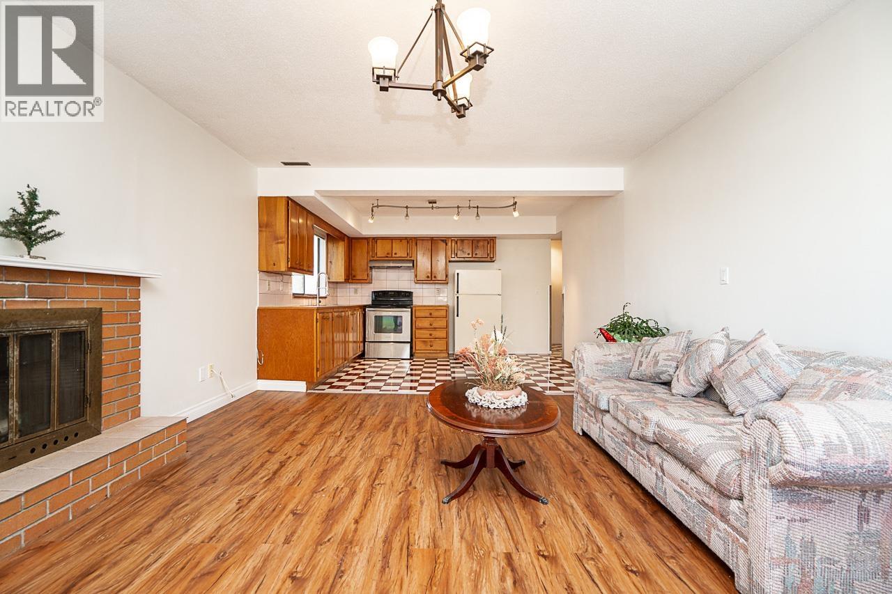 6760 Lakeview Avenue, Burnaby, British Columbia  V5E 2P4 - Photo 16 - R3172717