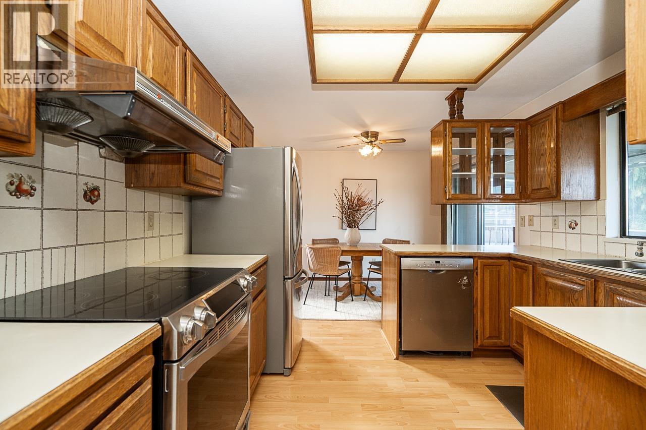 6760 Lakeview Avenue, Burnaby, British Columbia  V5E 2P4 - Photo 7 - R3172717
