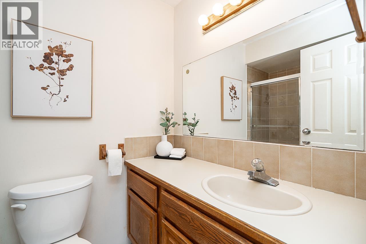 6760 Lakeview Avenue, Burnaby, British Columbia  V5E 2P4 - Photo 24 - R3172717