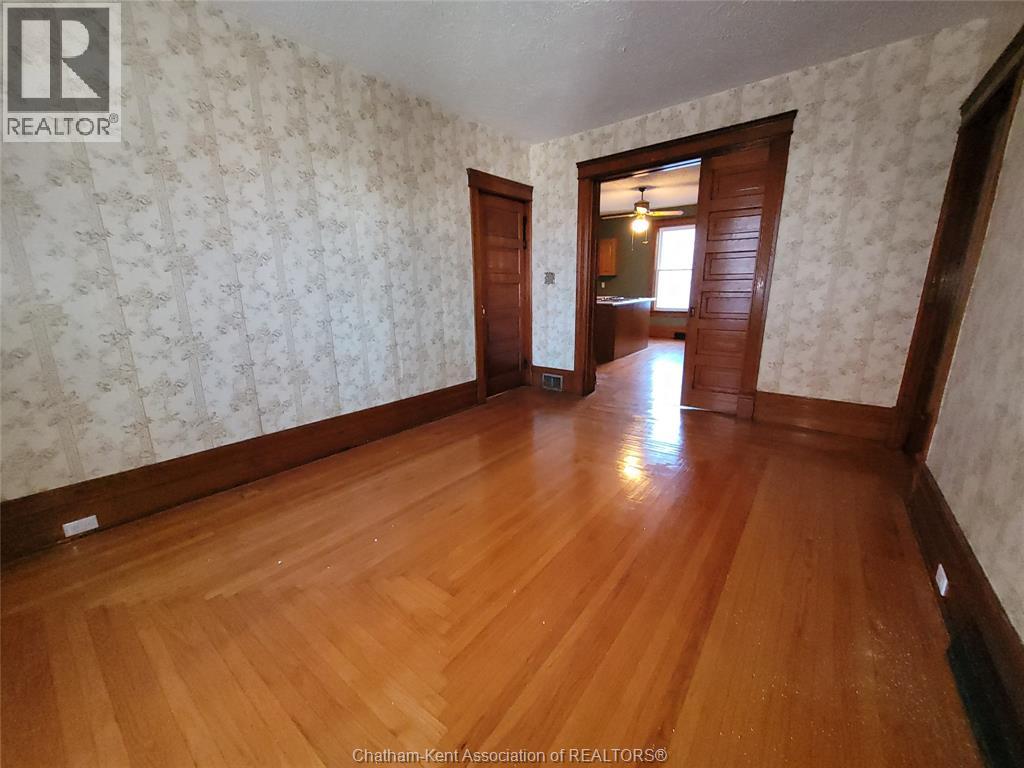 61 London Road, Thamesville, Ontario  N0P 2K0 - Photo 14 - 26025721