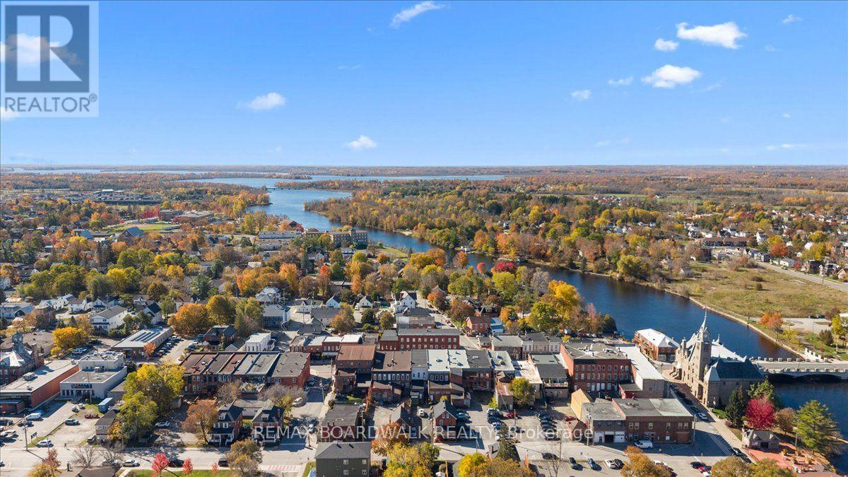 113 Bridge Street, Carleton Place, Ontario  K7C 2V4 - Photo 8 - X14104320