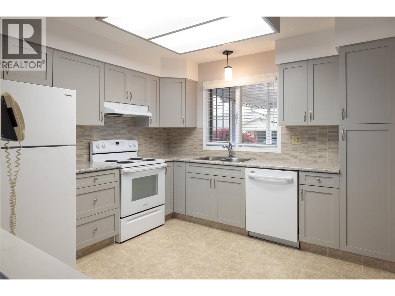 3900 27 Avenue Unit# 2, Vernon, British Columbia  V1T 9E6 - Photo 15 - 10404110