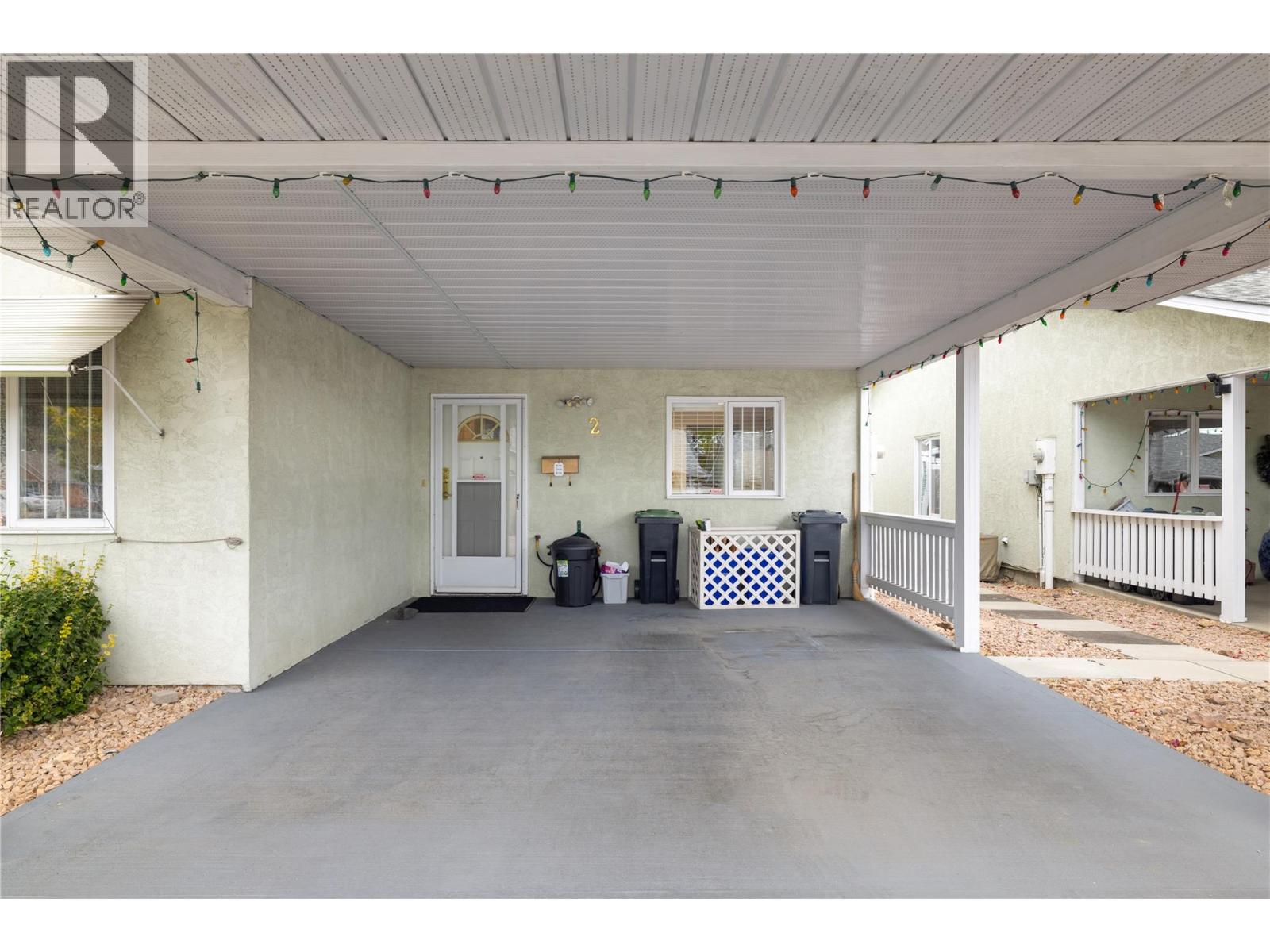 3900 27 Avenue Unit# 2, Vernon, British Columbia  V1T 9E6 - Photo 3 - 10404110