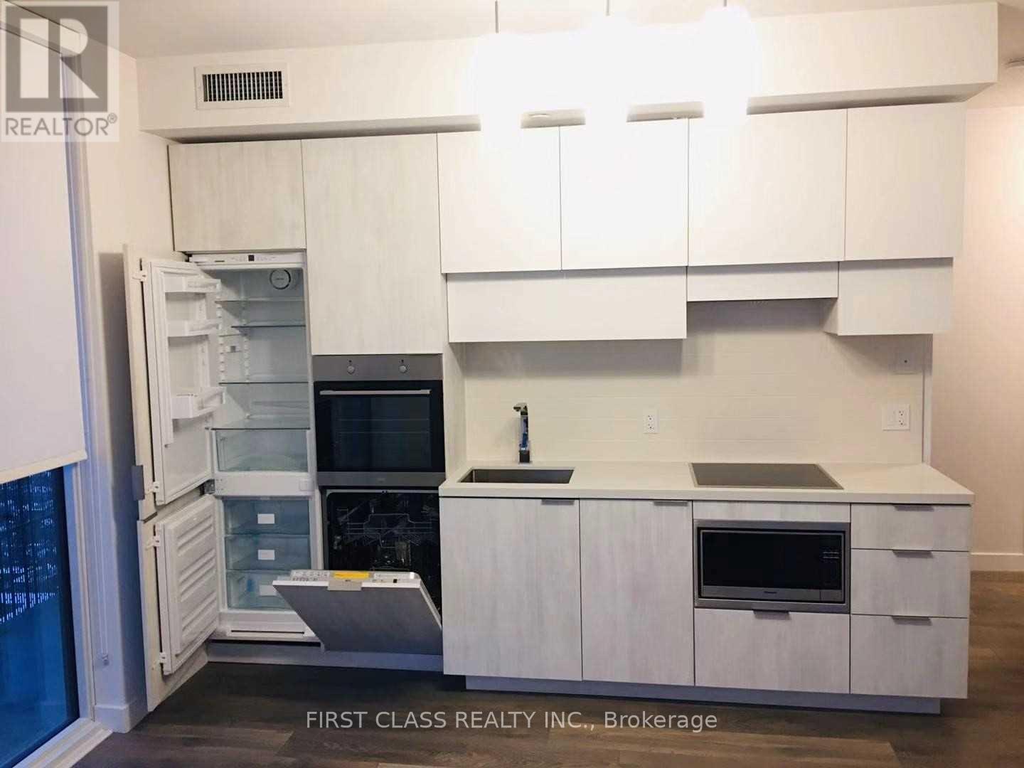 4302 - 8 Eglinton Avenue E, Toronto (Mount Pleasant West), Ontario  M4P 0C1 - Photo 7 - C14104262