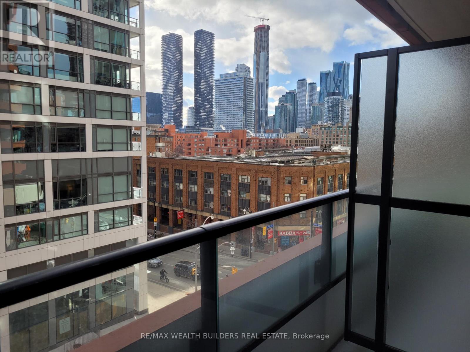 610 - 180 Front Street E, Toronto (Moss Park), Ontario  M5A 0A9 - Photo 16 - C14104362