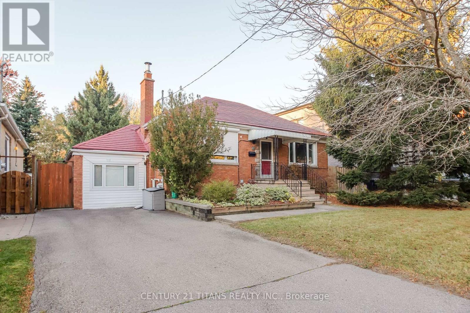 172 Phyllis Avenue, Toronto, Ontario  M1M 1Y8 - Photo 4 - E14104266
