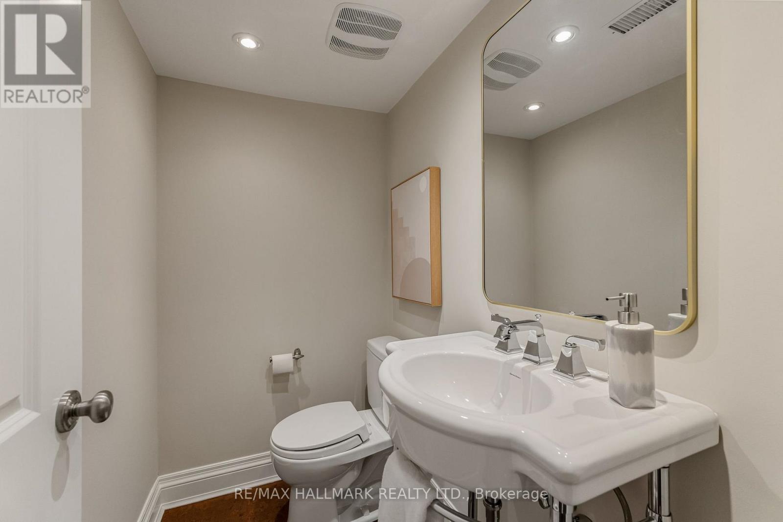132 Duvernet Avenue, Toronto, Ontario  M4E 1V4 - Photo 27 - E14104346