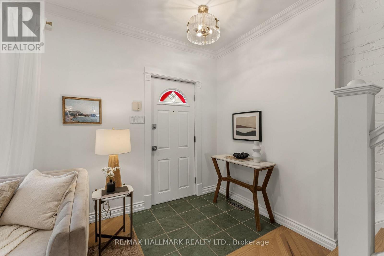 132 Duvernet Avenue, Toronto, Ontario  M4E 1V4 - Photo 5 - E14104346