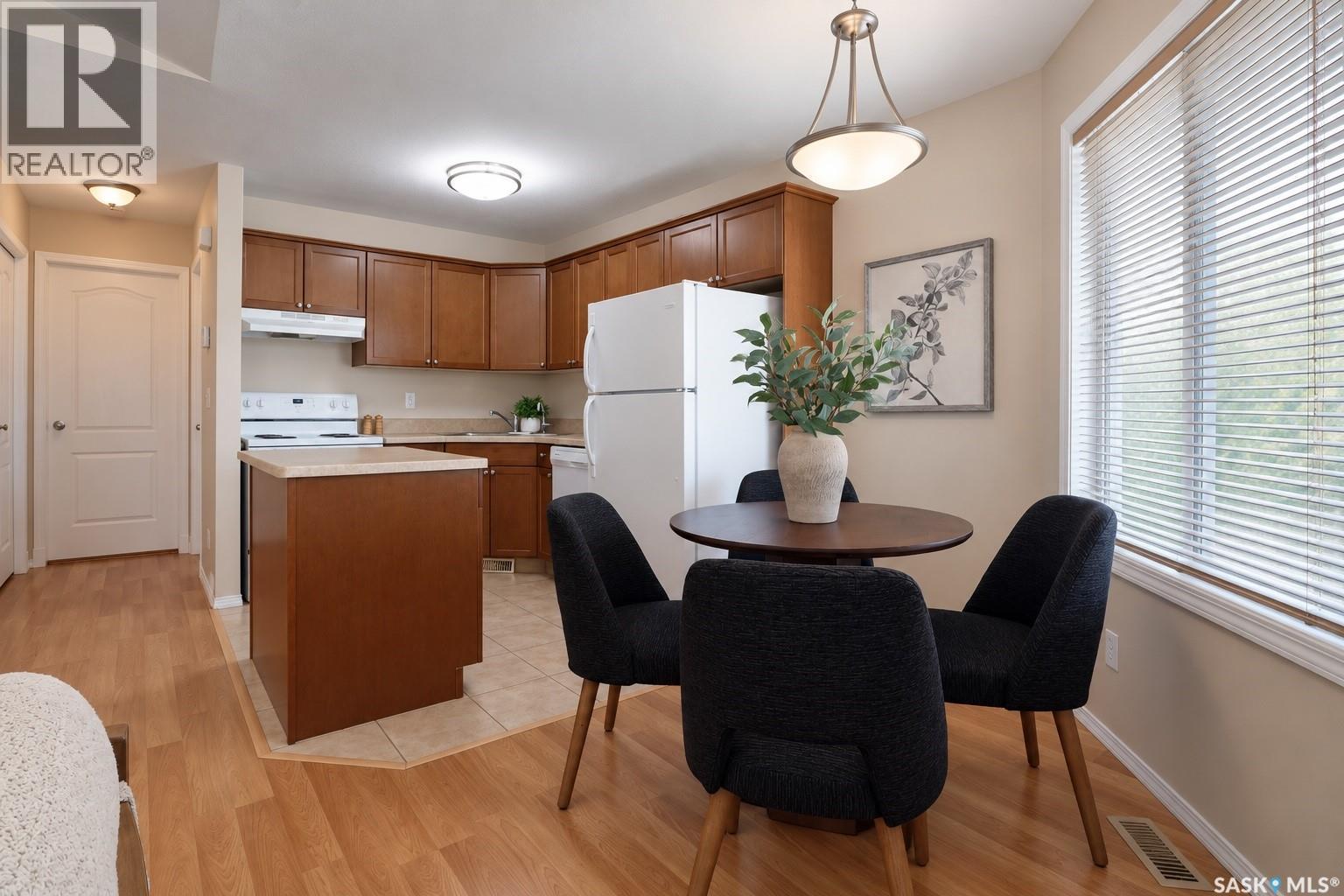 1067 Birchwood Place, Regina, Saskatchewan  S4S 7L1 - Photo 4 - SK048292