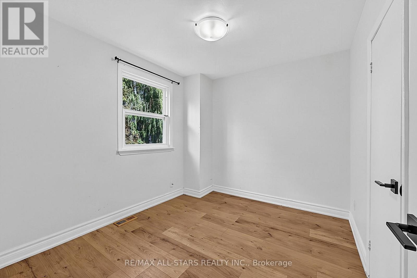 333 Neal Drive, Richmond Hill, Ontario  L4C 3L3 - Photo 17 - N14104306