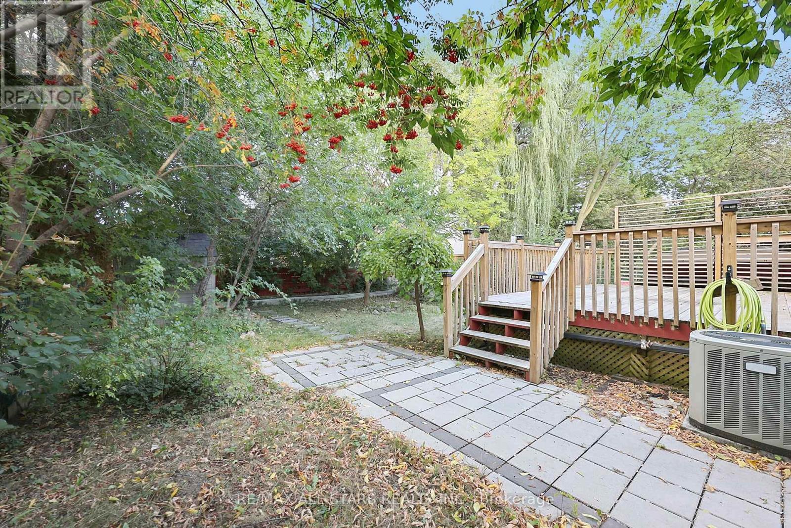 333 Neal Drive, Richmond Hill, Ontario  L4C 3L3 - Photo 36 - N14104306