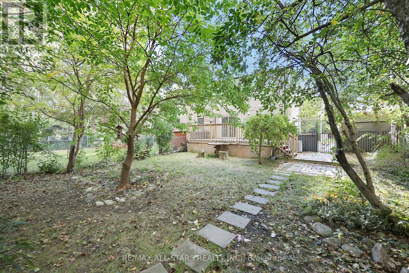 333 Neal Drive, Richmond Hill, Ontario  L4C 3L3 - Photo 38 - N14104306