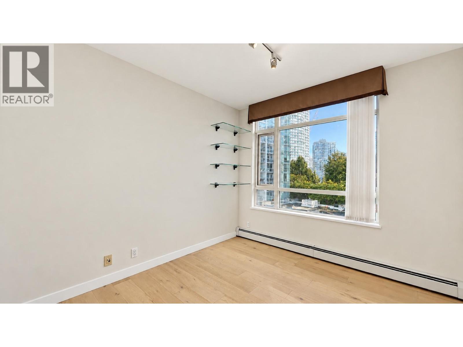701 1111 Marinaside Crescent, Vancouver, British Columbia  V6Z 2Y3 - Photo 10 - R3177266