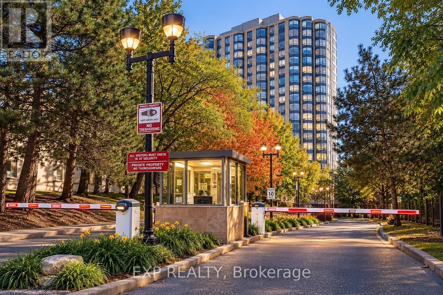 1407 - 3 Hickory Tree Road, Toronto, Ontario  M9N 3W5 - Photo 4 - W14104260