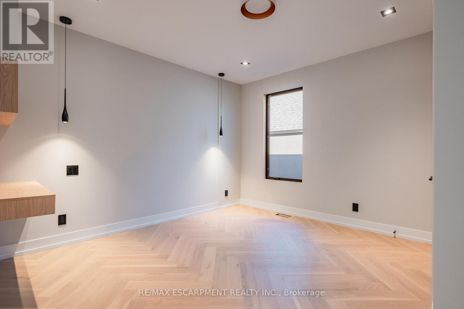 696 Montbeck Crescent, Mississauga, Ontario  L5G 1P3 - Photo 27 - W14104296