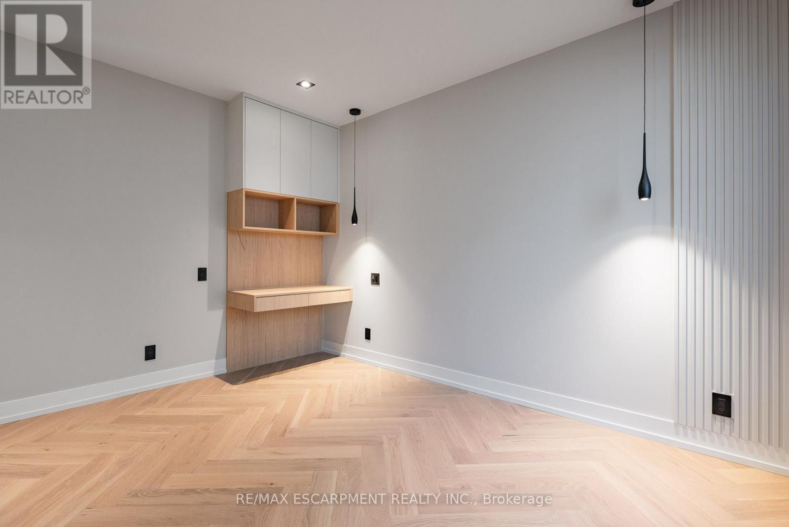 696 Montbeck Crescent, Mississauga, Ontario  L5G 1P3 - Photo 29 - W14104296