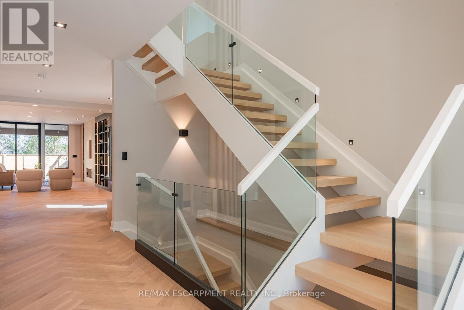 696 Montbeck Crescent, Mississauga, Ontario  L5G 1P3 - Photo 6 - W14104296