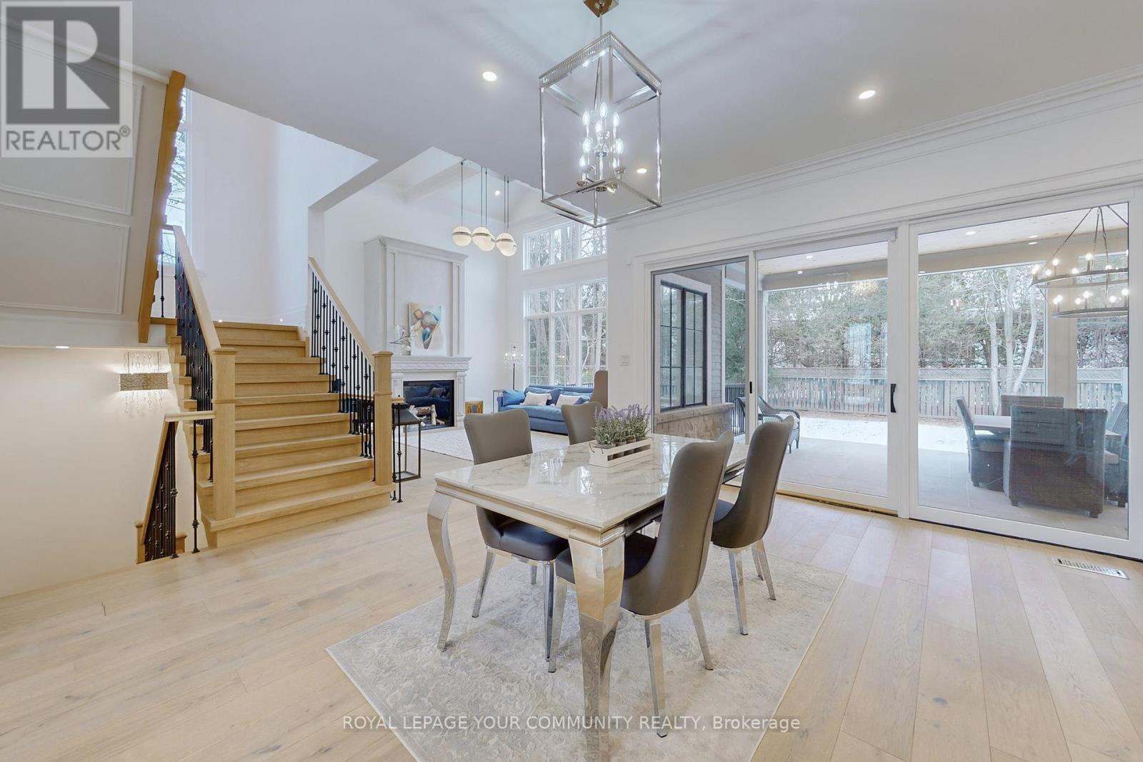 1427 Lakeshore Road W, Oakville (Sw Southwest), Ontario  L6L 1G4 - Photo 12 - W14104392