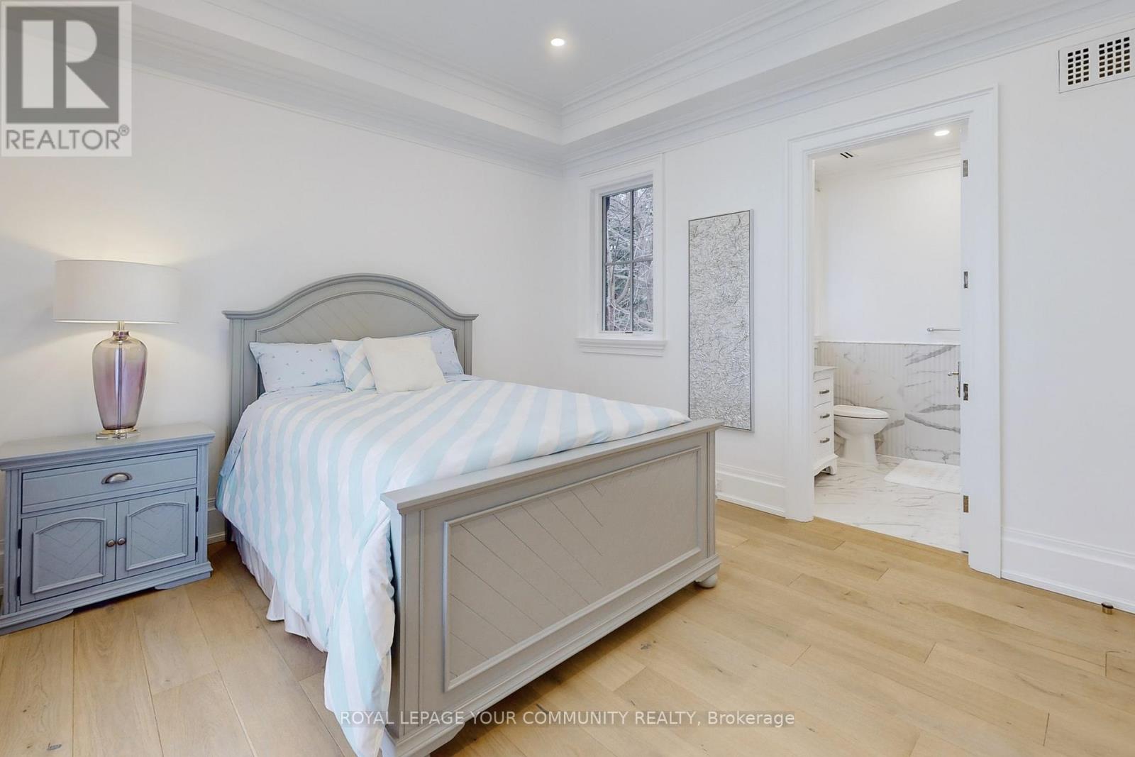 1427 Lakeshore Road W, Oakville (Sw Southwest), Ontario  L6L 1G4 - Photo 26 - W14104392