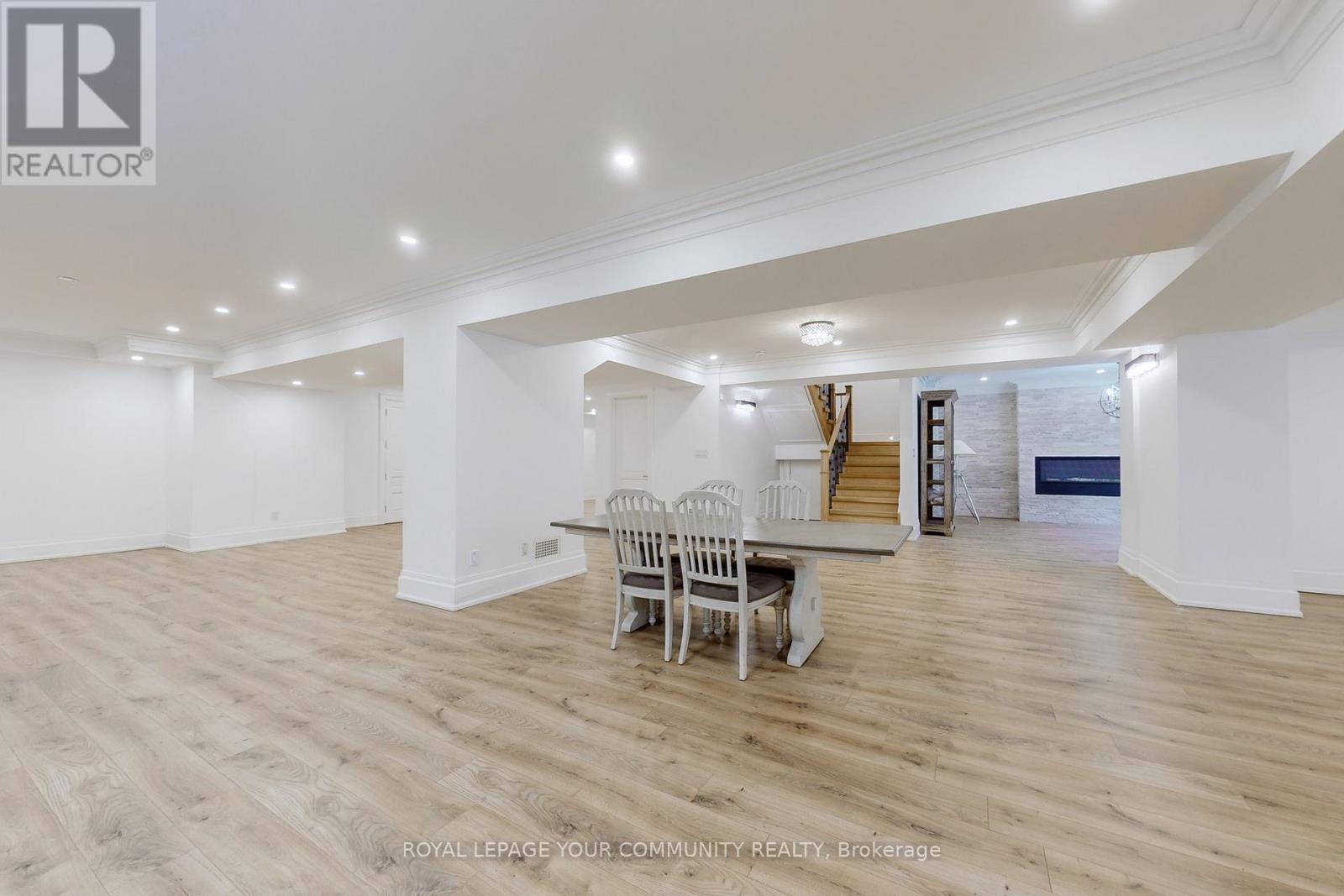 1427 Lakeshore Road W, Oakville (Sw Southwest), Ontario  L6L 1G4 - Photo 32 - W14104392