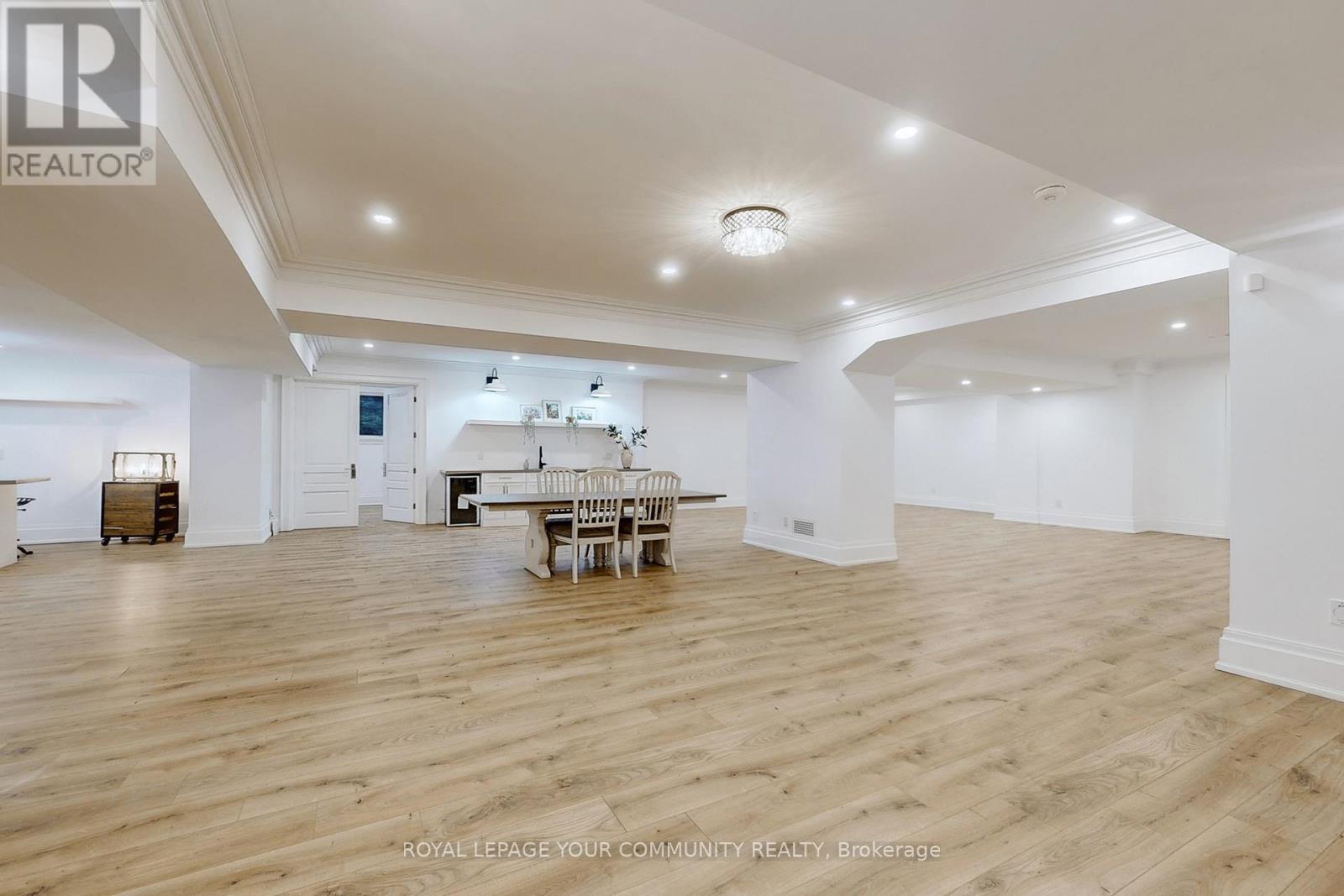 1427 Lakeshore Road W, Oakville (Sw Southwest), Ontario  L6L 1G4 - Photo 37 - W14104392