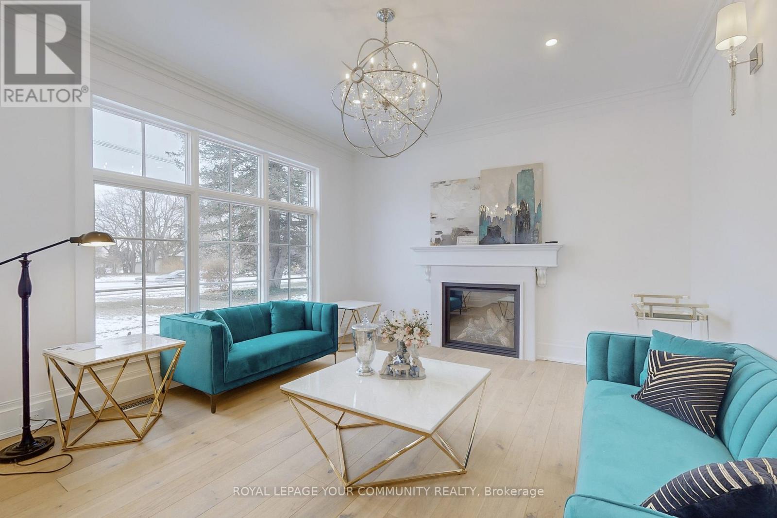 1427 Lakeshore Road W, Oakville (Sw Southwest), Ontario  L6L 1G4 - Photo 6 - W14104392