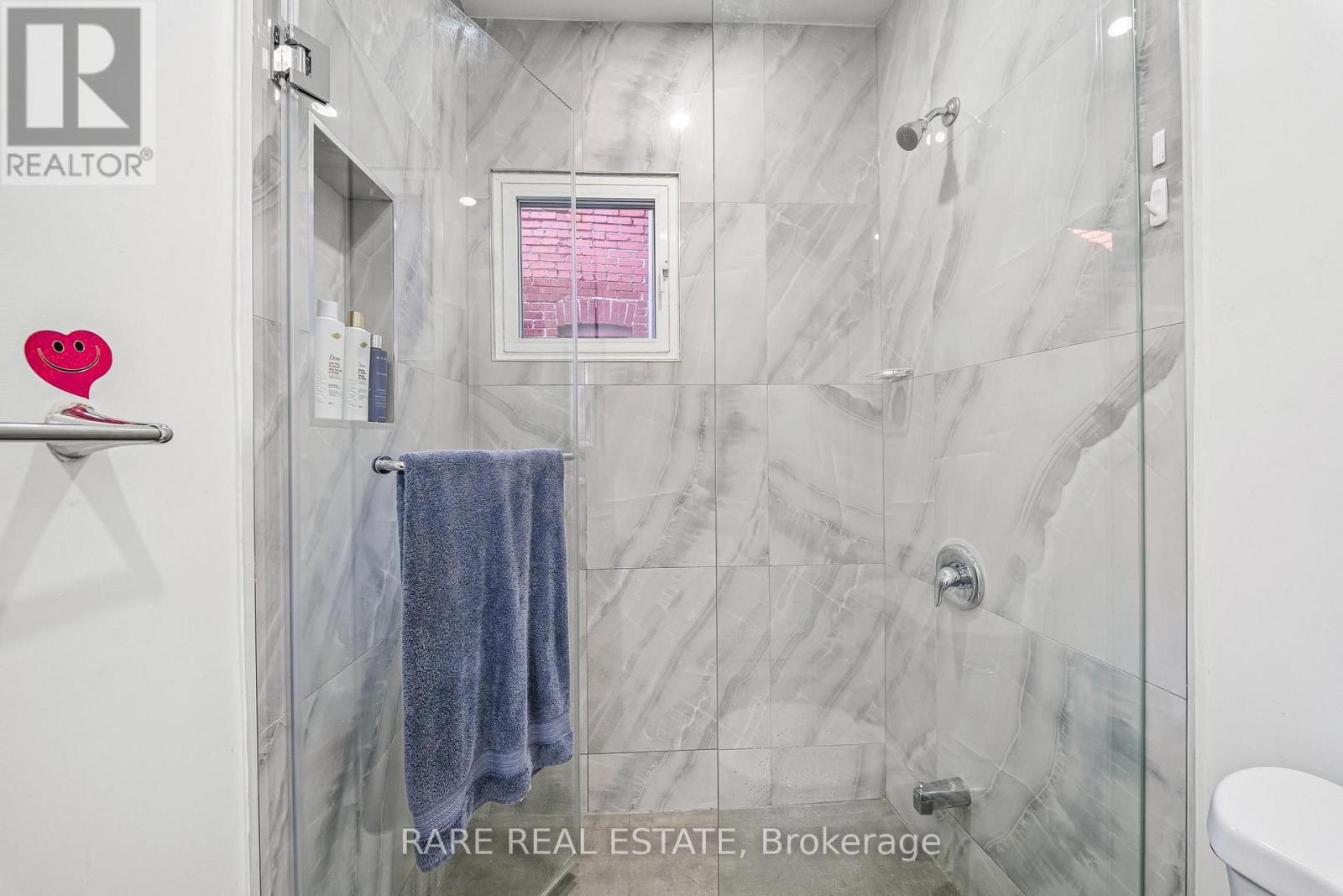 4 - 167 Dynevor Road, Toronto, Ontario  M6E 2J5 - Photo 10 - W14104398