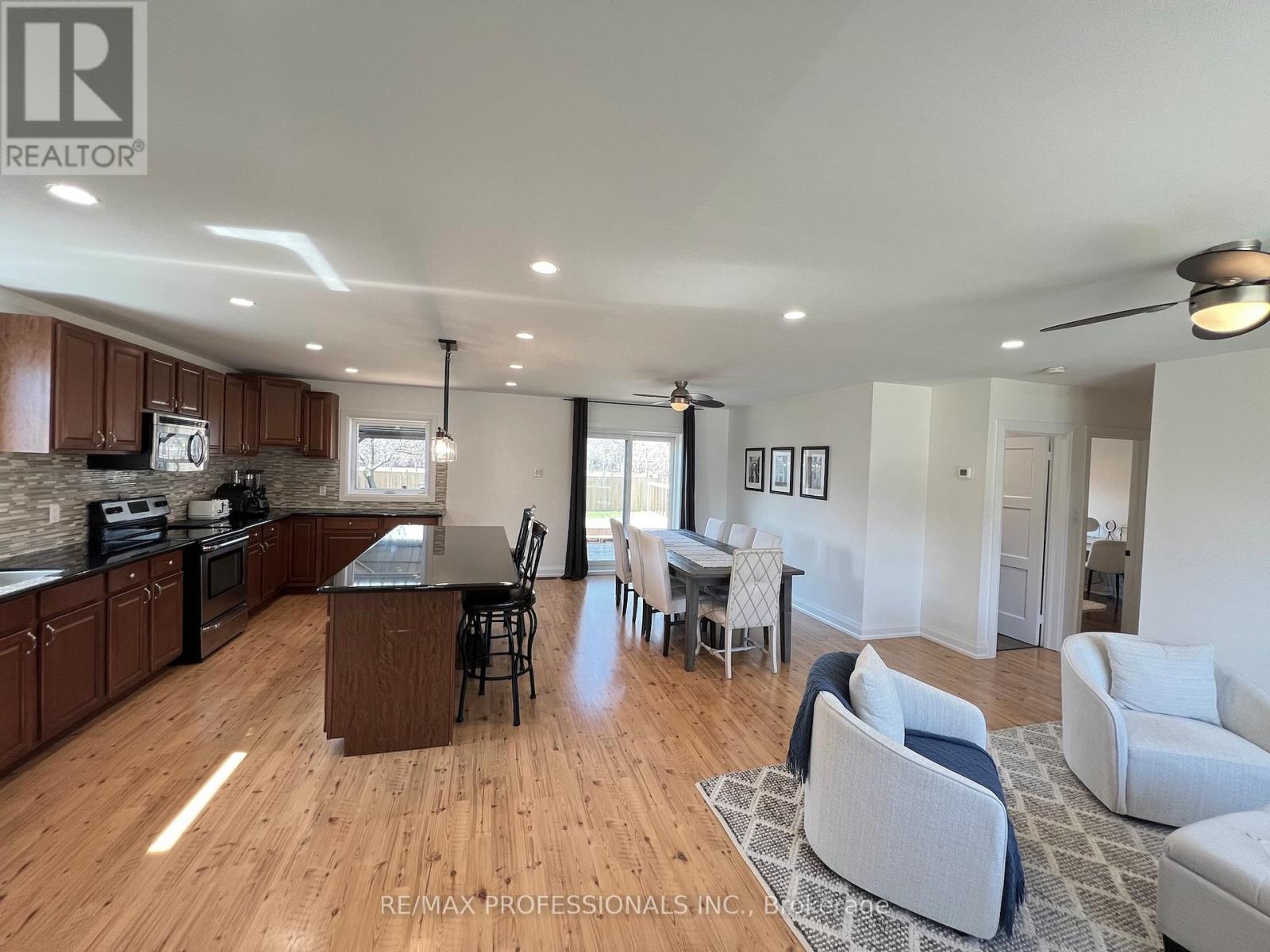 2504 Donnavale Drive, Mississauga (Cooksville), Ontario  L5A 2N1 - Photo 16 - W14104476