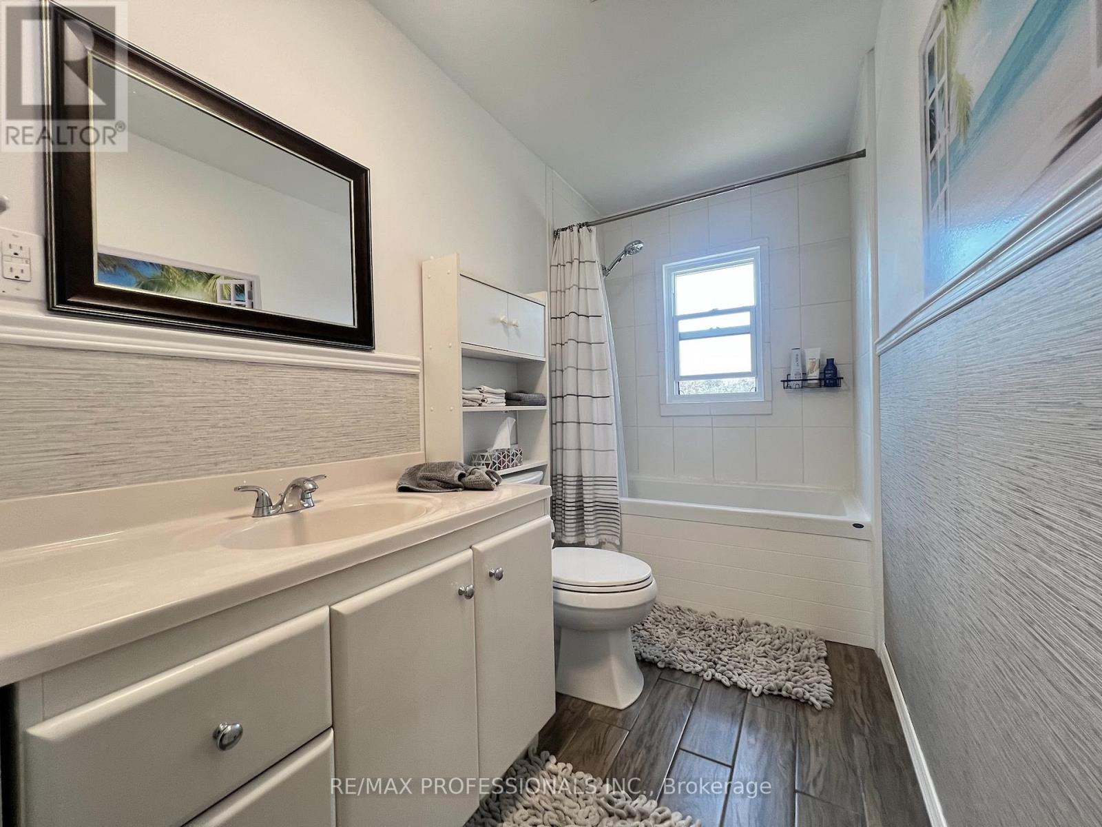 2504 Donnavale Drive, Mississauga (Cooksville), Ontario  L5A 2N1 - Photo 25 - W14104476