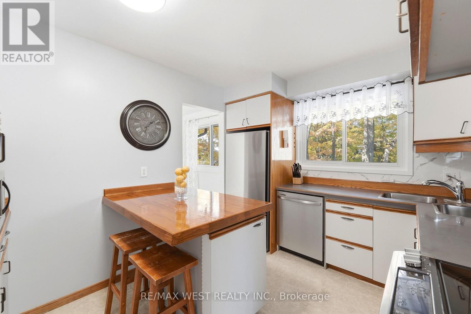 1380 Queen's Boulevard, Kitchener, Ontario  N2M 1C8 - Photo 5 - X14104270