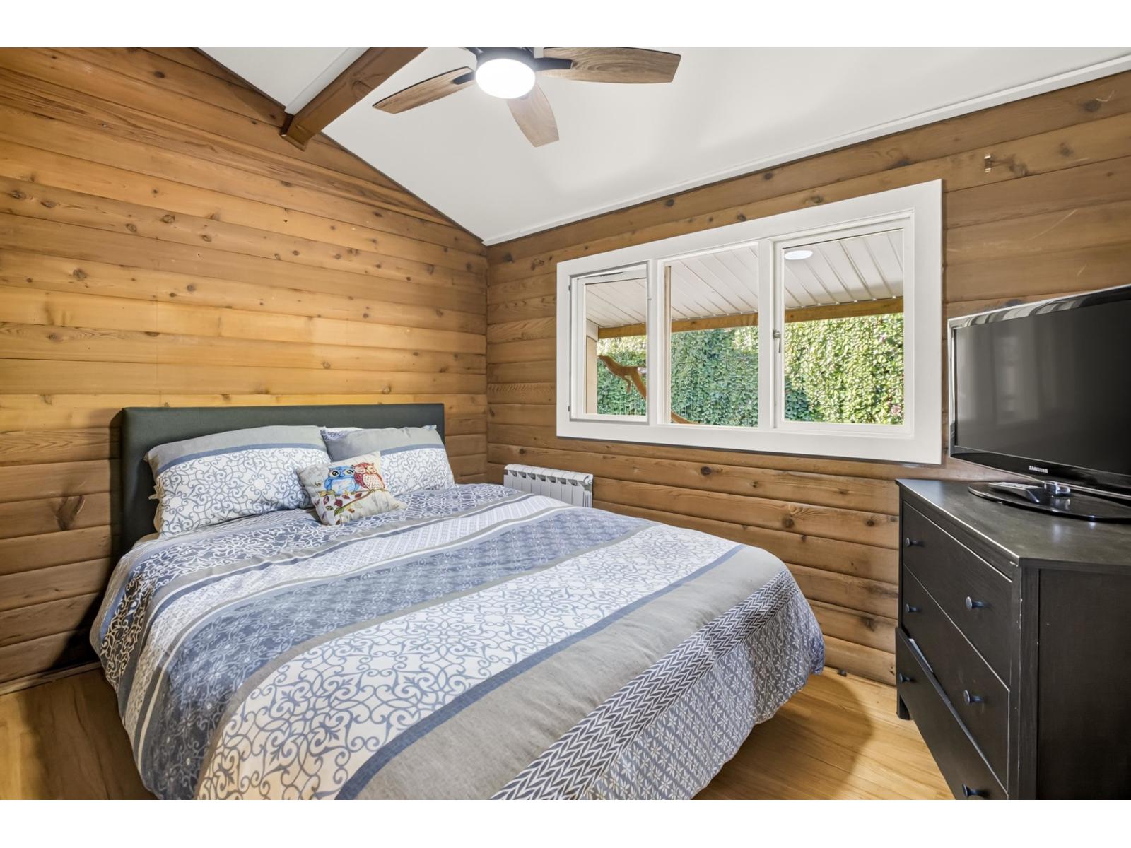 9560 Monte Vista Street, Mission, British Columbia  V2V 6B2 - Photo 14 - R3177551