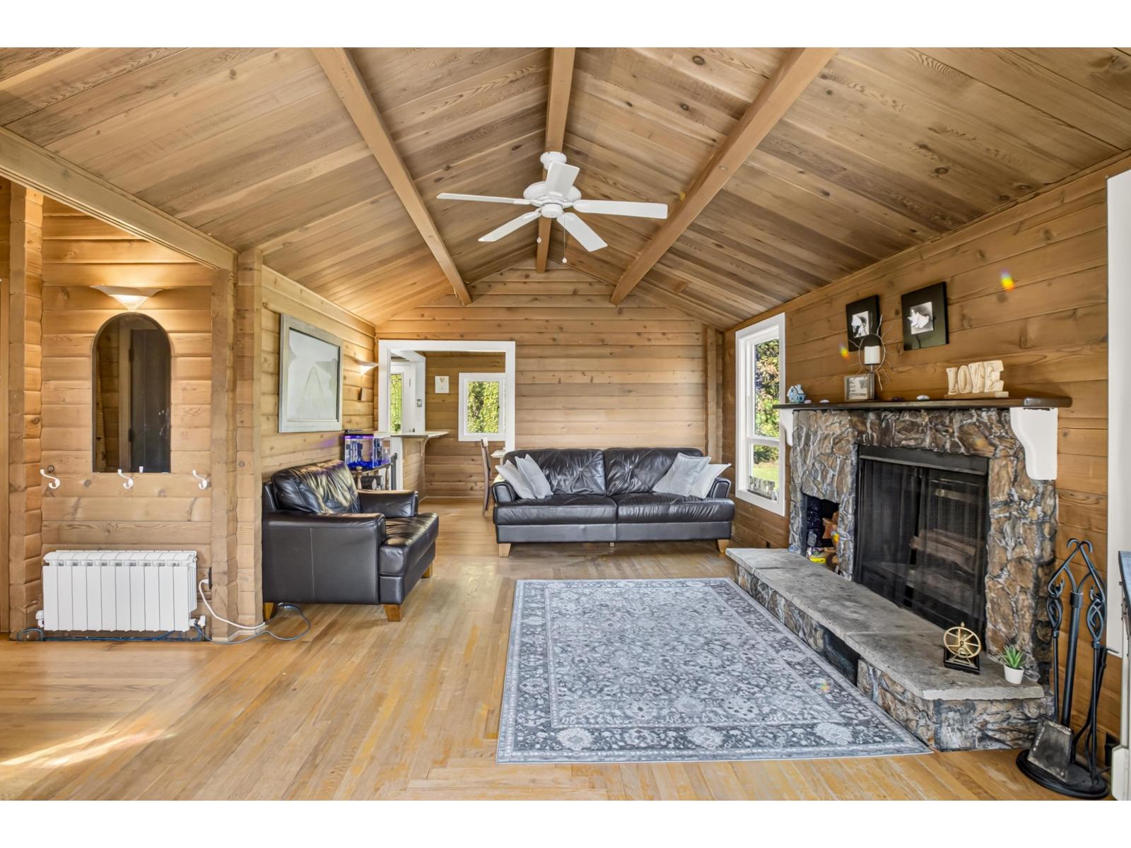 9560 Monte Vista Street, Mission, British Columbia  V2V 6B2 - Photo 12 - R3177551