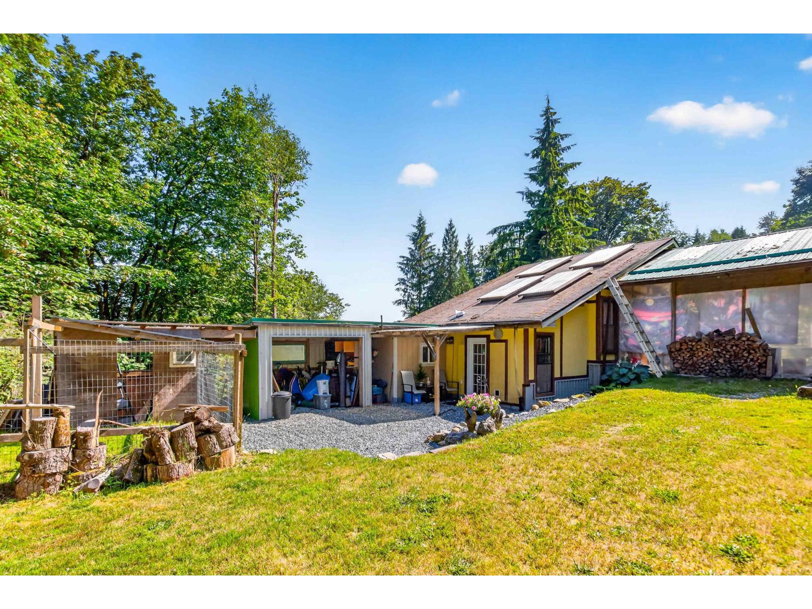 9560 Monte Vista Street, Mission, British Columbia  V2V 6B2 - Photo 36 - R3177551