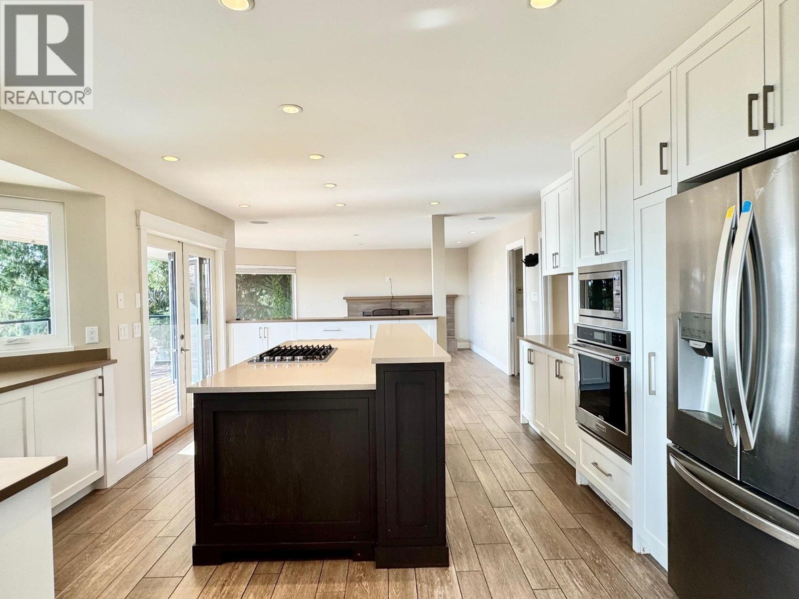 4xx5 Almondel Court, West Vancouver, British Columbia  V7V 4V4 - Photo 10 - R3177499