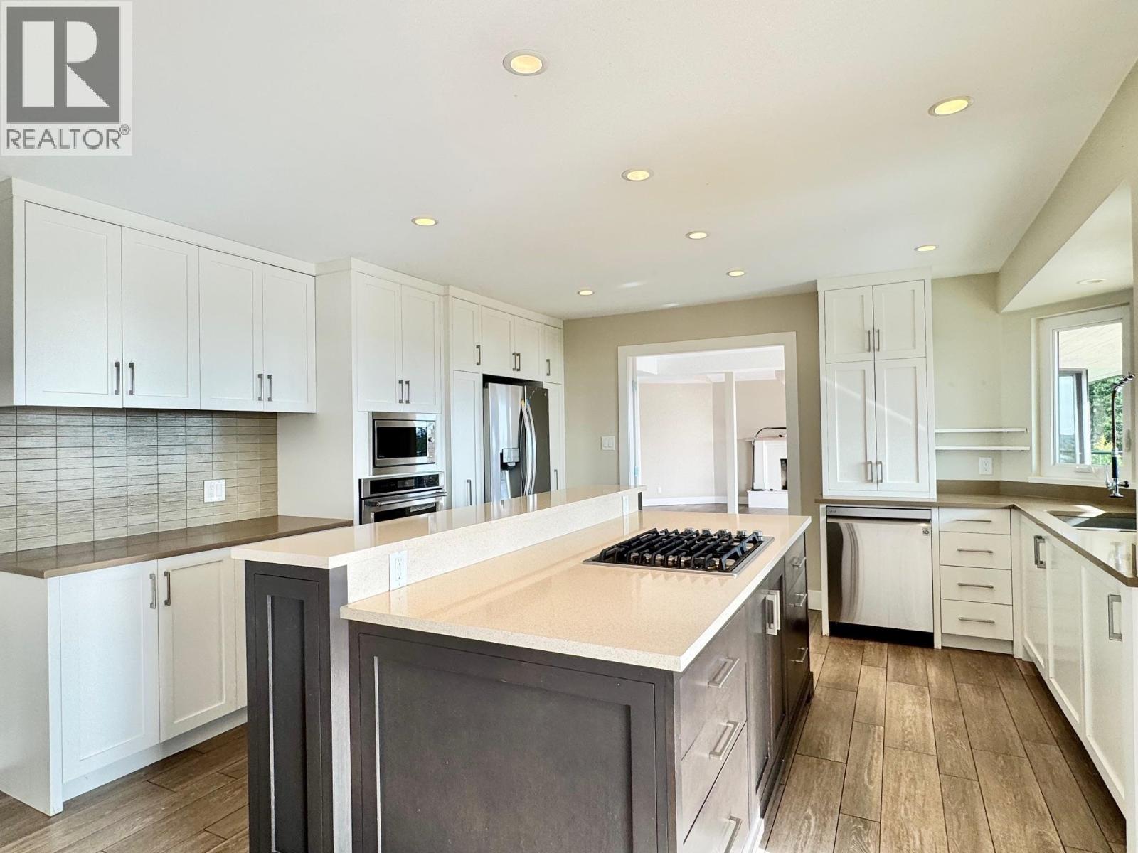 4xx5 Almondel Court, West Vancouver, British Columbia  V7V 4V4 - Photo 13 - R3177499
