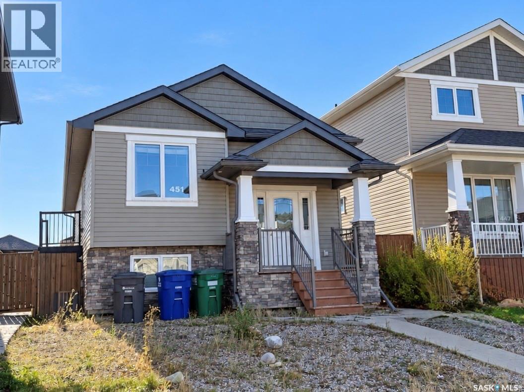 451 Kloppenburg Street, Saskatoon, Saskatchewan  S7N 4H2 - Photo 1 - SK051664