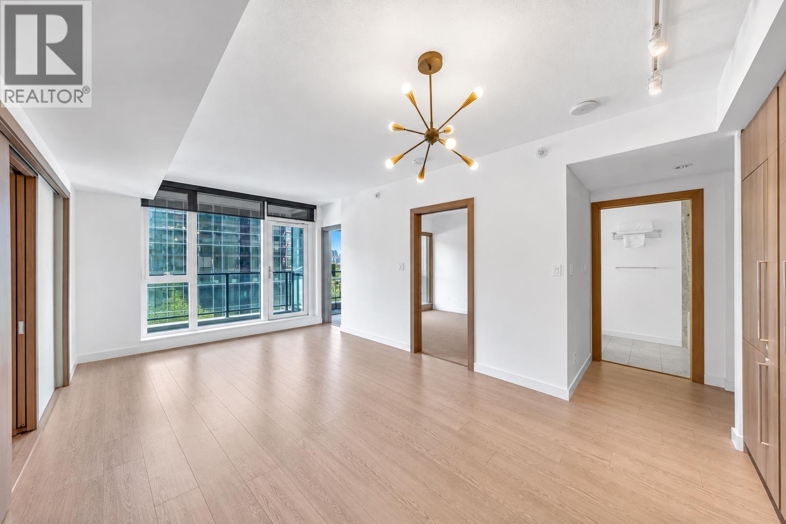 752 38 Smithe Street, Vancouver, British Columbia  V6B 0P3 - Photo 4 - R3177554