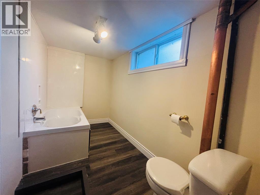 755 Talfourd Street, Sarnia, Ontario  N7T 1S1 - Photo 23 - 26023431