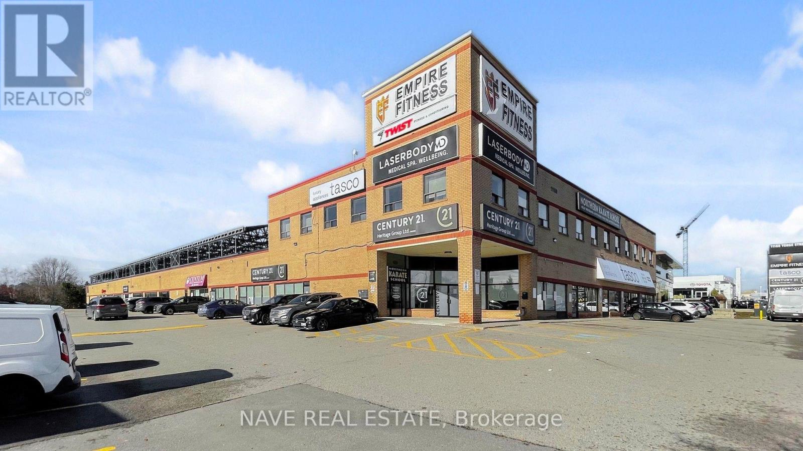16 - 11160 YONGE STREET, Richmond Hill, Ontario