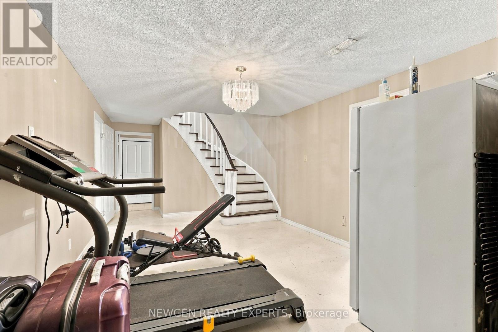 40 Foundry Crescent E, Markham, Ontario  L3P 6W4 - Photo 5 - N14104548