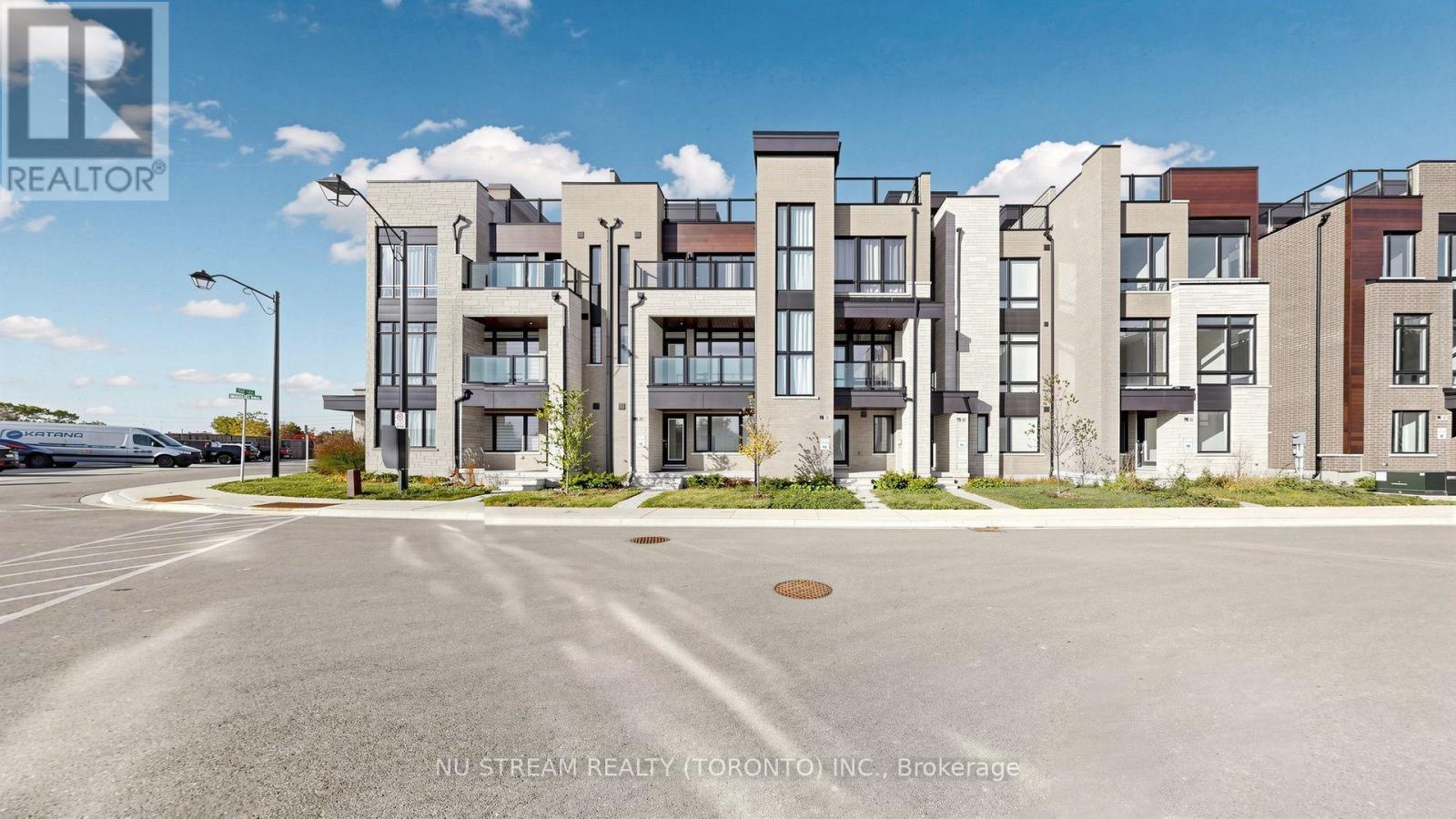 72 Ingersoll Lane, Richmond Hill, Ontario  L4E 1G9 - Photo 2 - N14104556